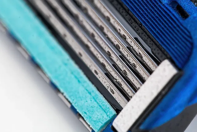 Wilkinson Sword Hydro 3 razor with blades