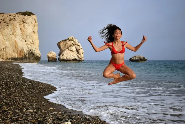 WHAT'S YOUR Bikini style?